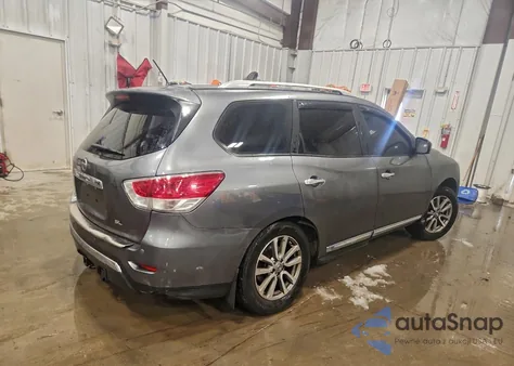 2015 Nissan Pathfinder S z USA, uszkodzony, nr VIN 5N1AR2MN0FC721515